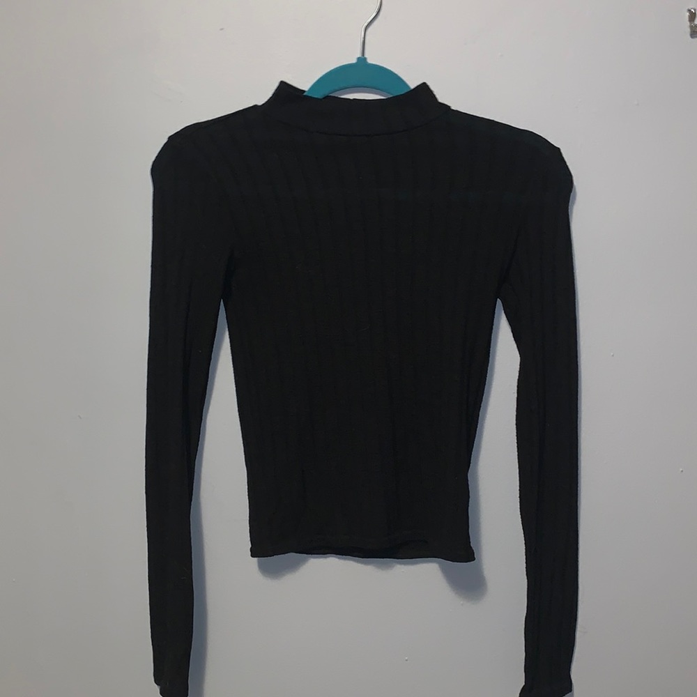 Mock neck long sleeve top